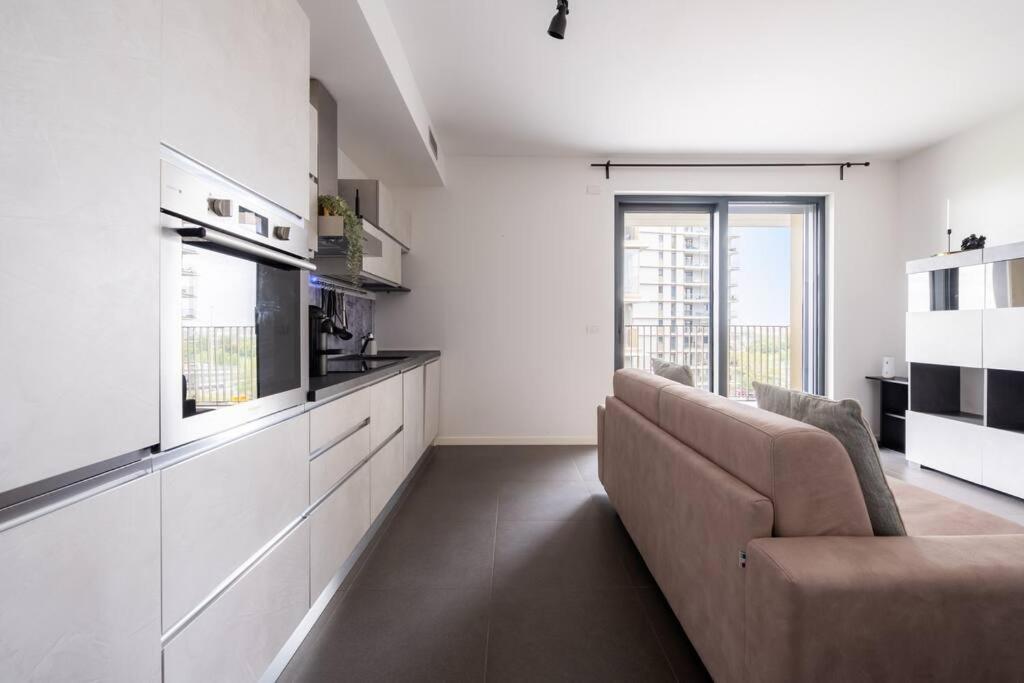 We Home - Uptown74 Bloom Apartment - Milano Bagian luar foto